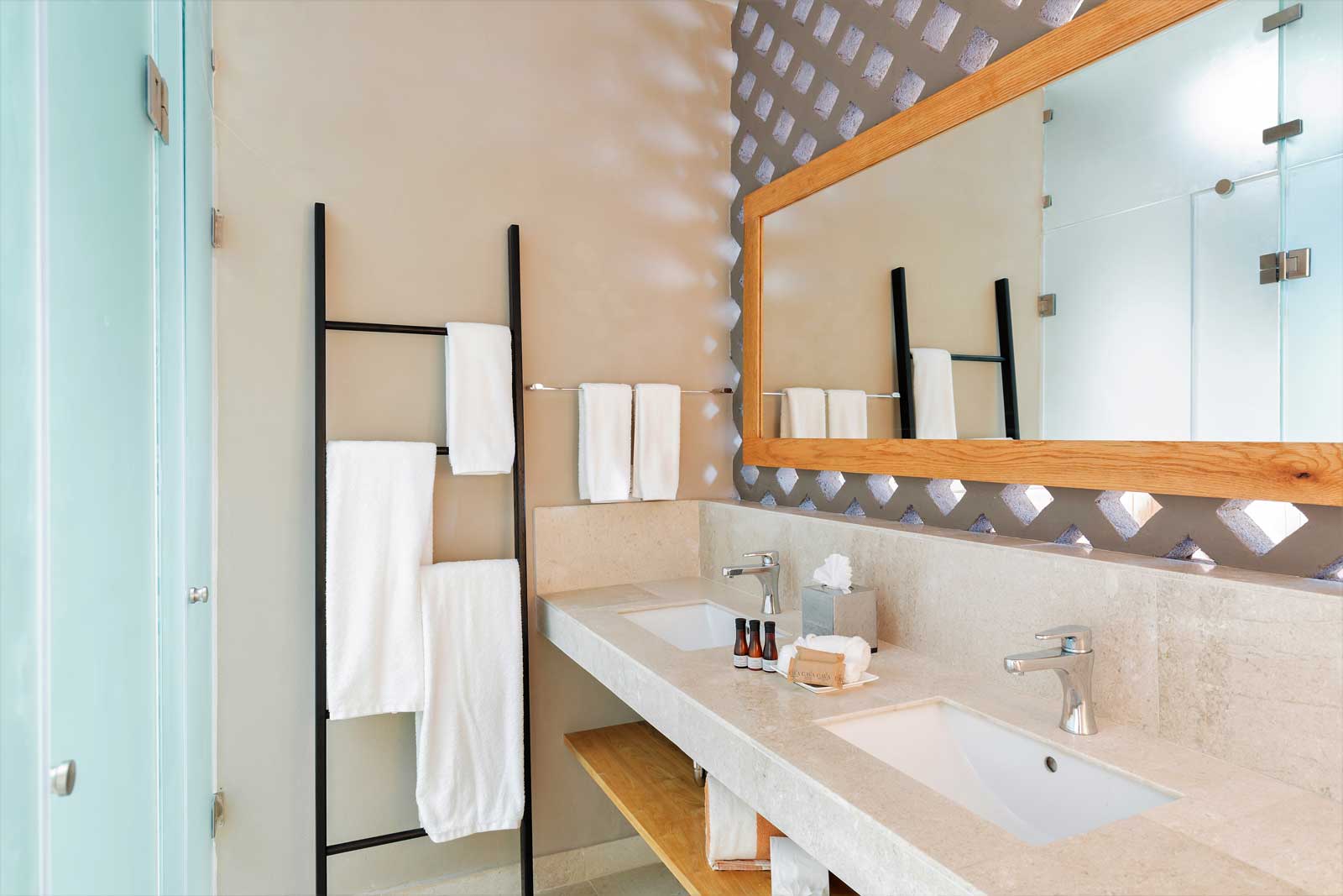 Housekeeping Maintenance